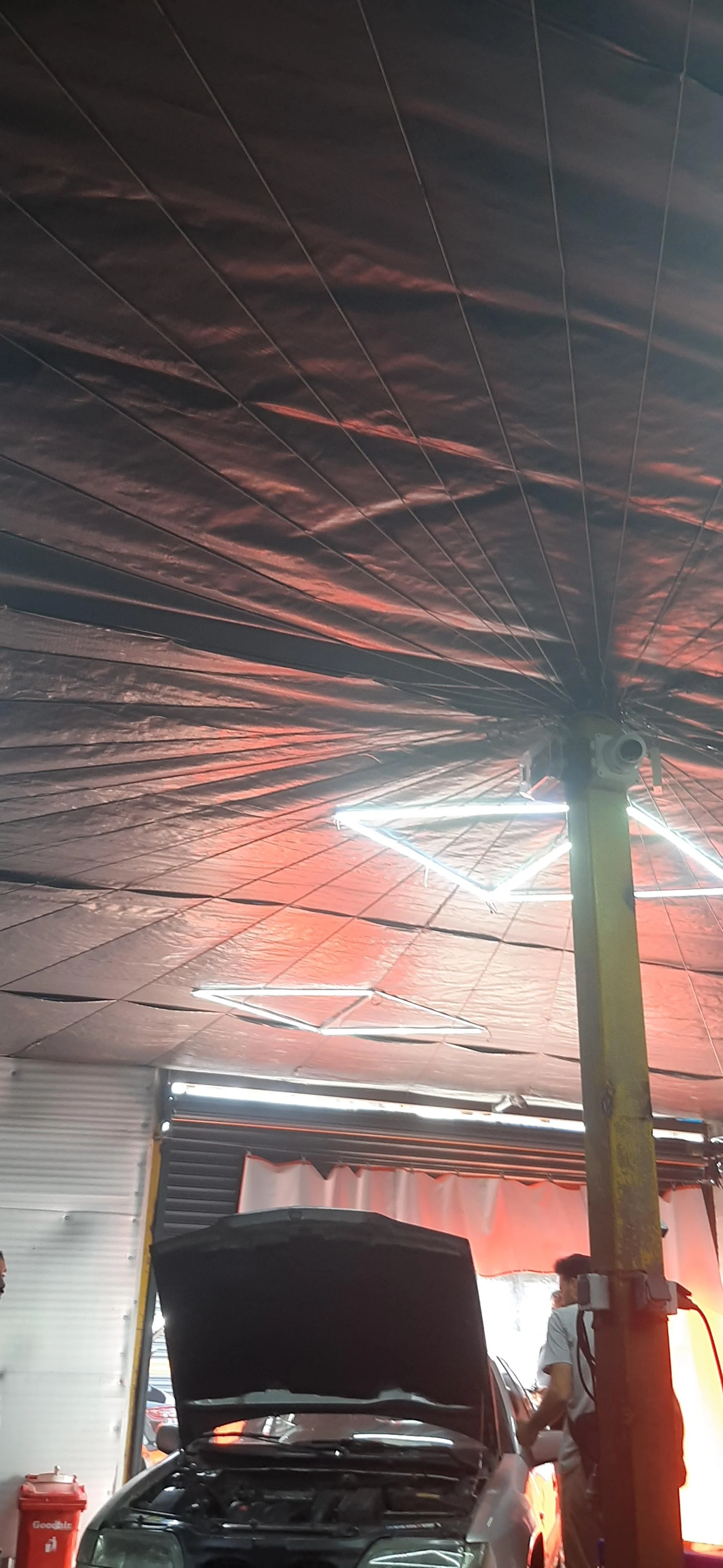 تنظیم چراغ و برق خودرو منوچهر