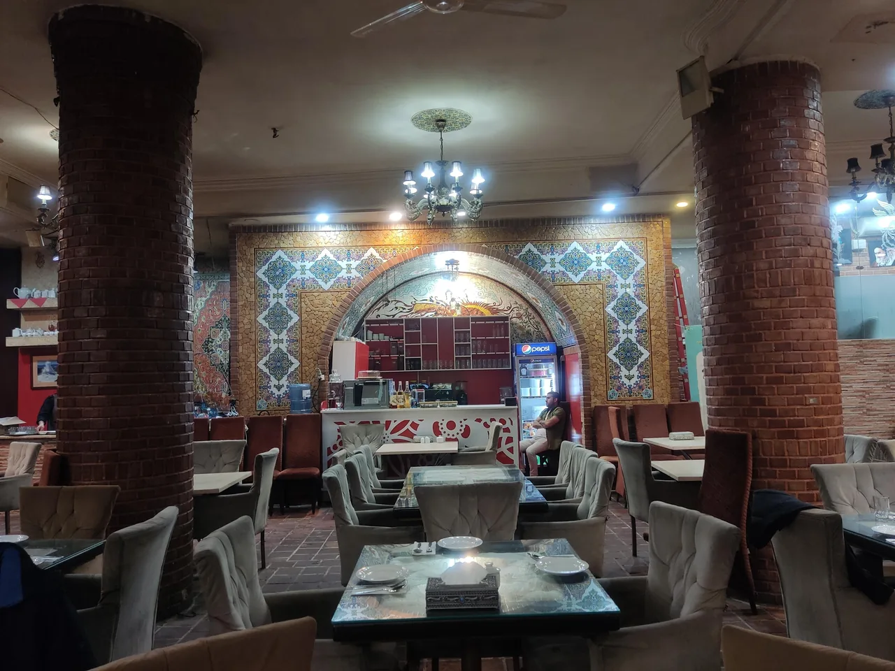 رستوران سنتی سیمرغ - تصویر 3