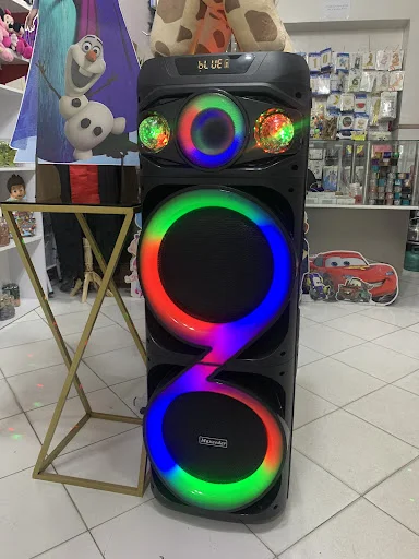 تشریفات آی نور - تم تولد و فارغ التحصیلی - خدمات مجالس در تبریز