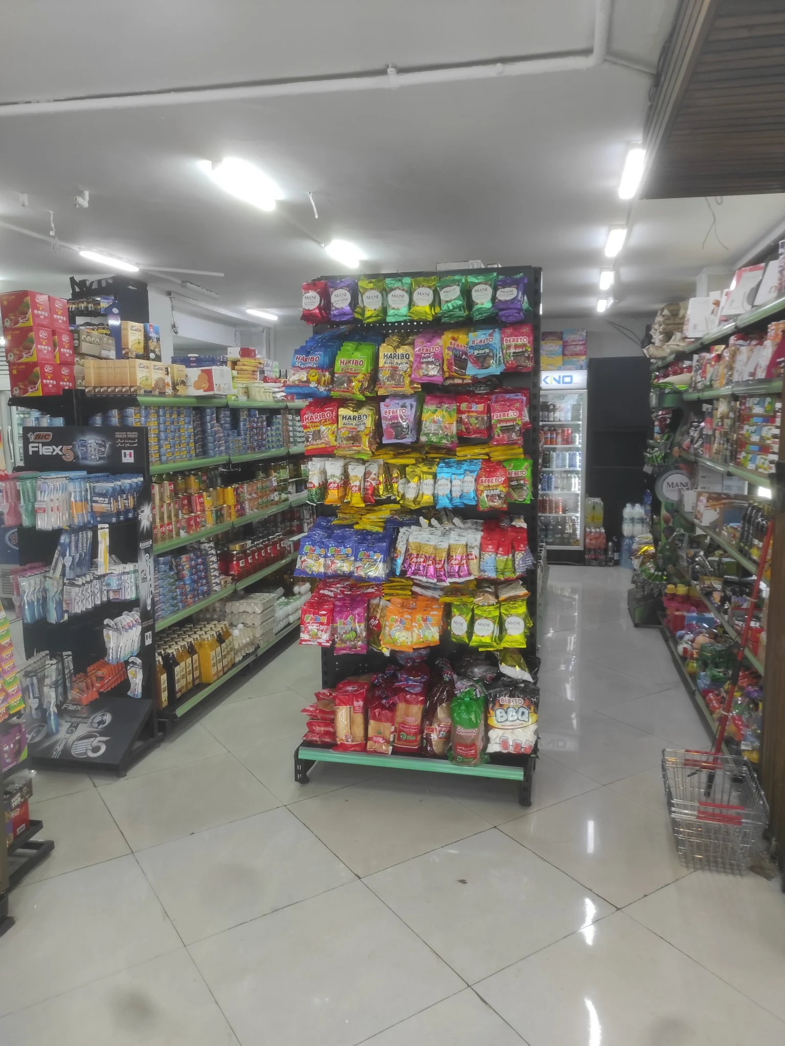مور مارکت مرزداران - سوپرمارکت در تهران - تصویر 4