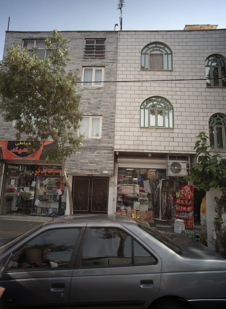 سوپر مارکت باباطاهر