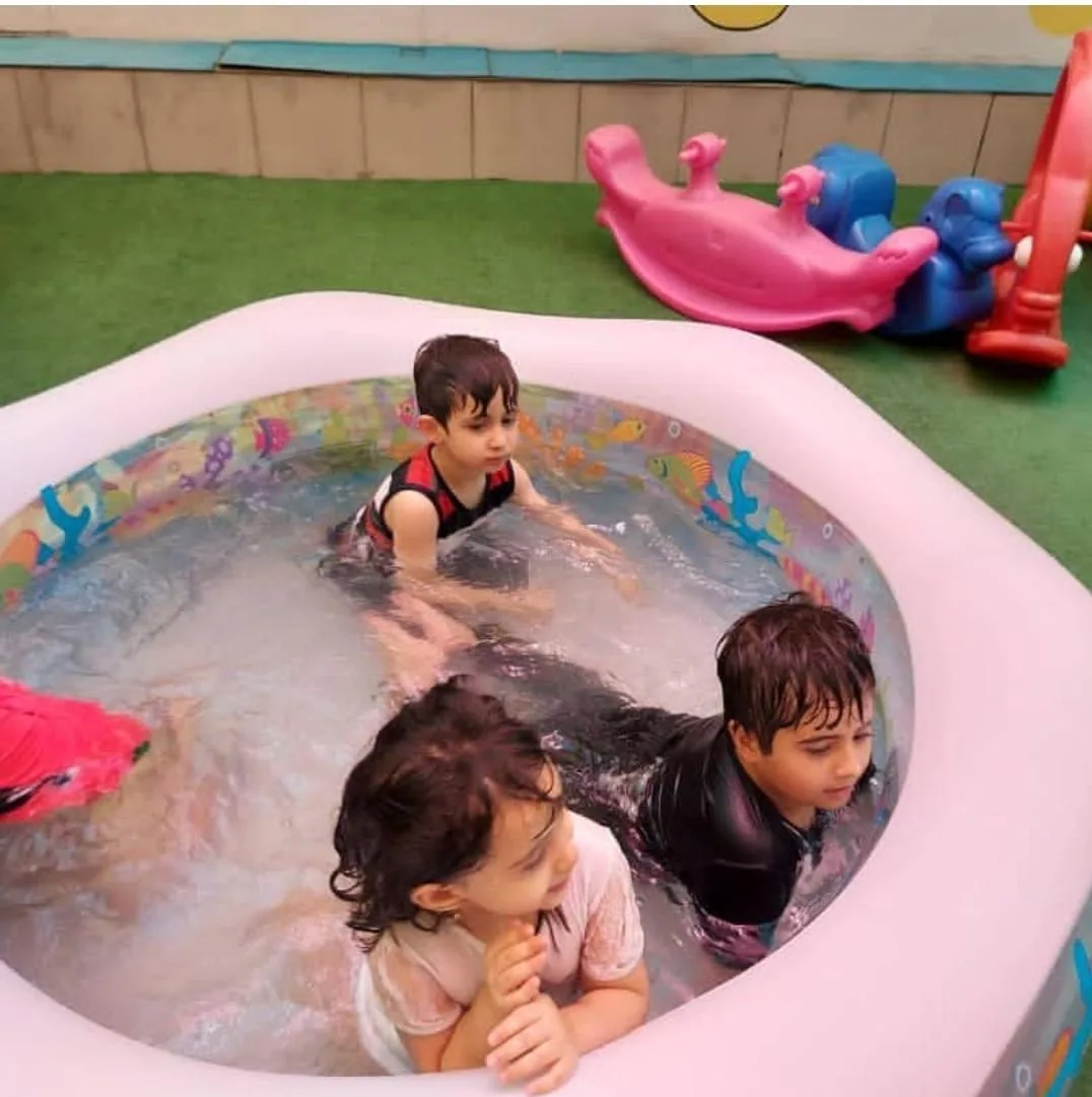 مهد کودک نیلوفر ابی