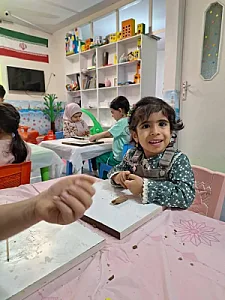 مهد و پیش دبستانی قرآنی ریحانه الحسین
