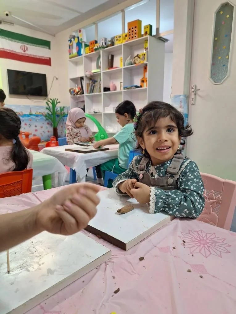 مهد و پیش دبستانی قرآنی ریحانه الحسین