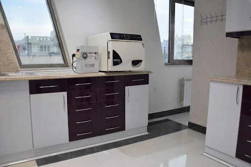 دکتر زهرا نوروززاده هلالی