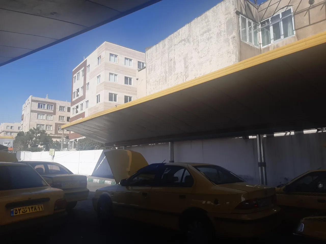 ایستگاه تاکسی تجریش - تصویر 3