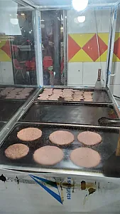 لقمه کباب مشتی