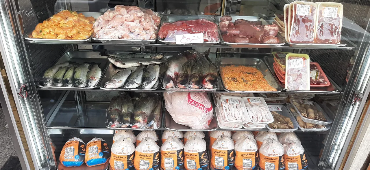 مرغ و گوشت و ماهی حبیبی - تصویر 2