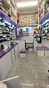کفش مانلی