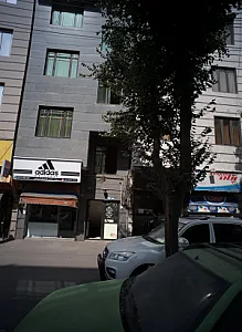 فروشگاه کفش آدیداس