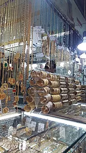 بازار قدیمی ری