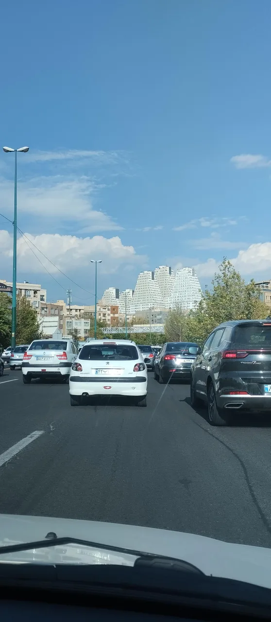 برج مروارید غرب