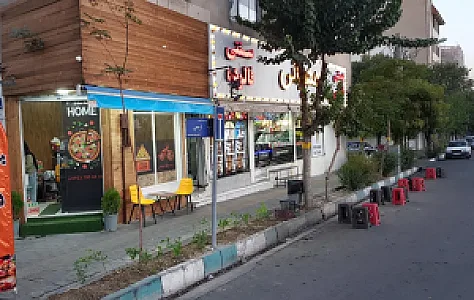 پیتزا هوم