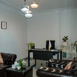 روانشناس بالینی میرآخوری