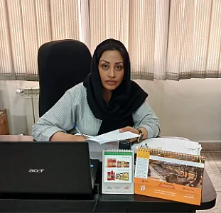 روانشناس و تراپیست سمیه فراهانی