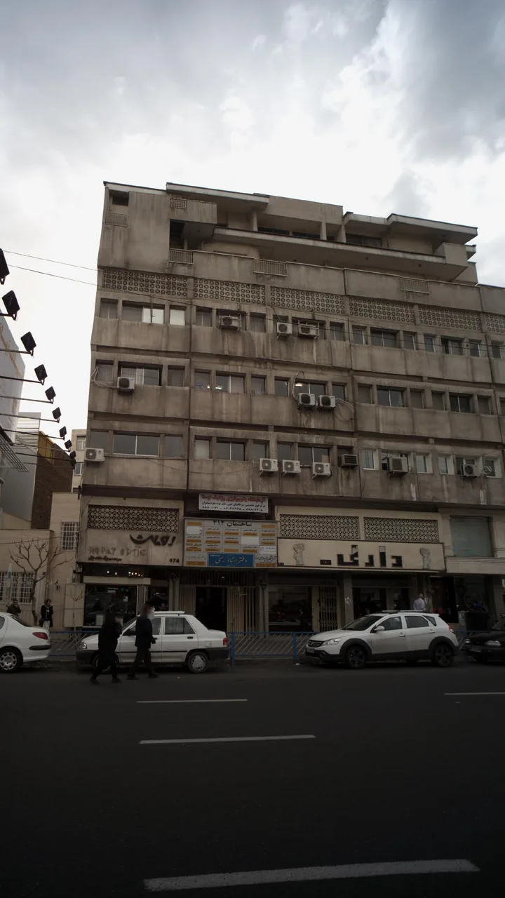 دندانپزشک دلجو - دندانپزشک در تهران - تصویر 2