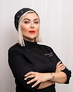 مرکز زیبایی وجوانسازی دکترشقایق طهماسبی