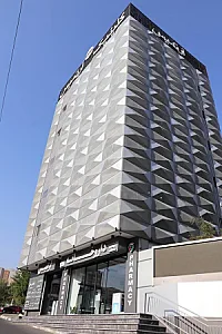 کلینیک کیافرین