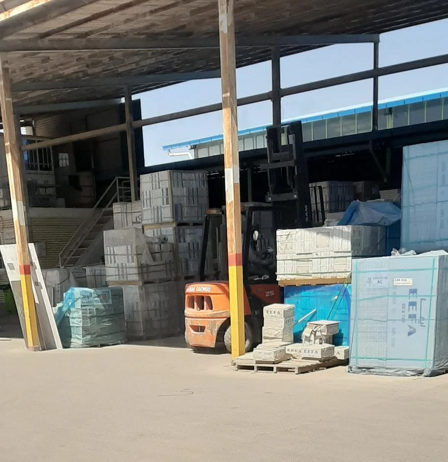 بازرگانی مهدی‌پور - انبار مرکزی کاشی ایفا