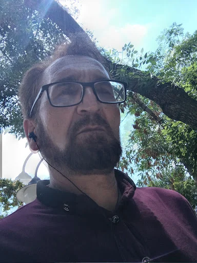 مهمان پذیر لاله