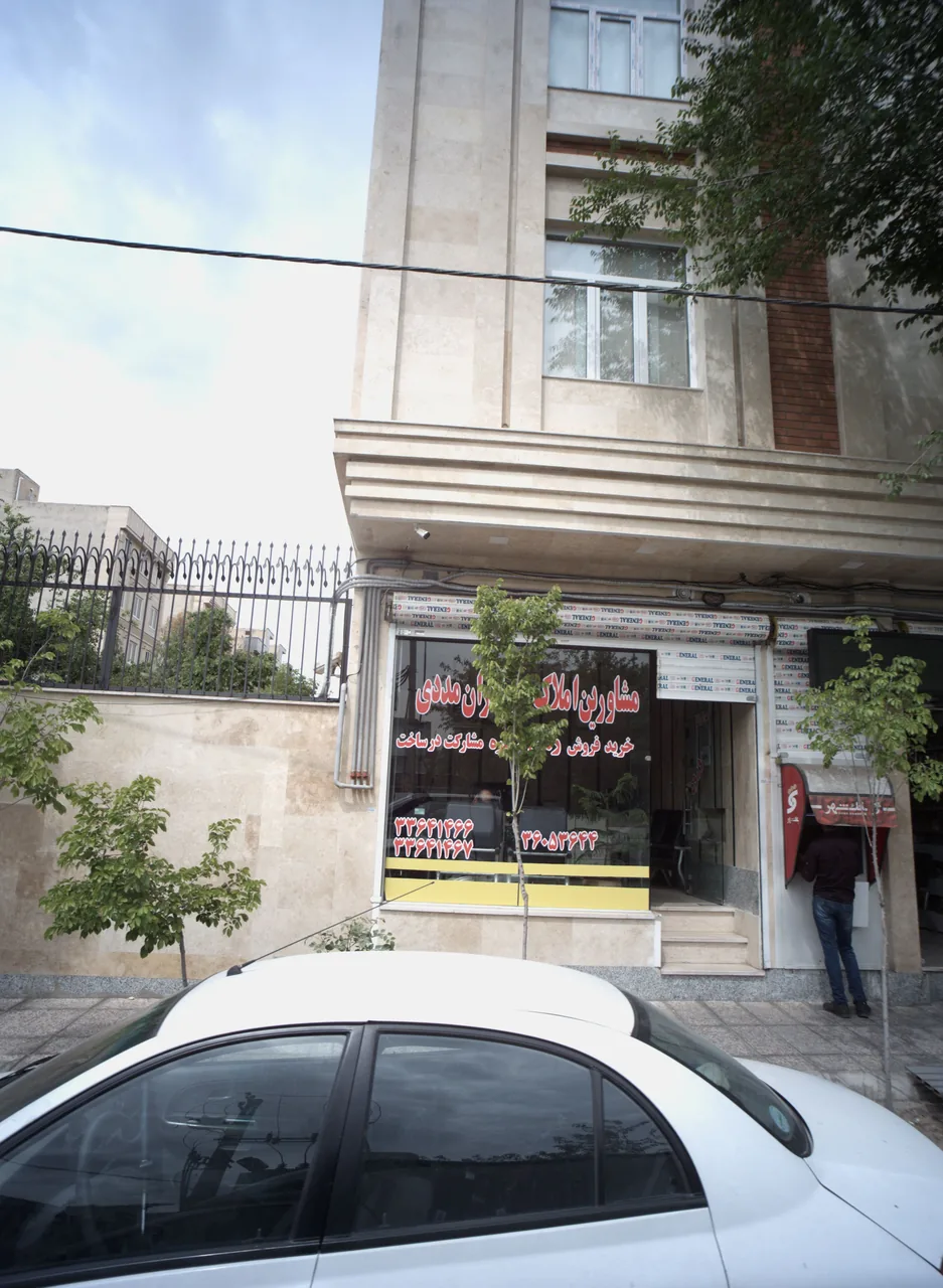 مشاورین املاک برادران مددی