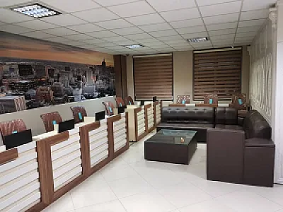 کارشناسان املاک شارینا