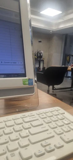 وبینا وب