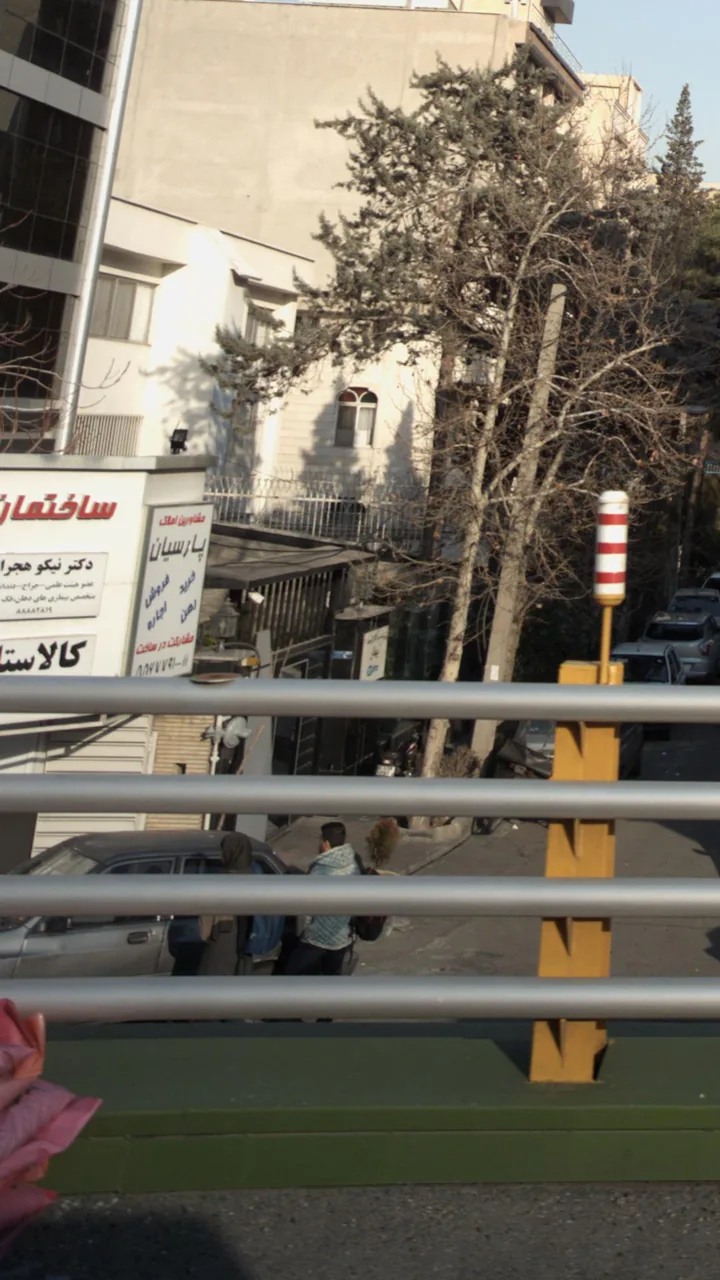 مشاورین املاک پارسیان - تصویر 2