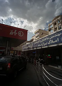 مهندسین ساختمان و کارشناسان املاک برازنده