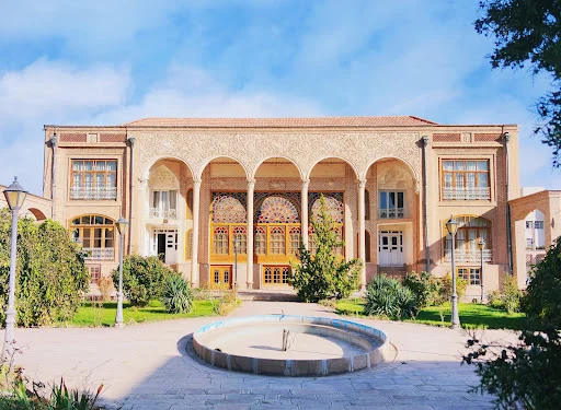 دانشکده معماری و شهرسازی دانشگاه هنر اسلامی تبریز