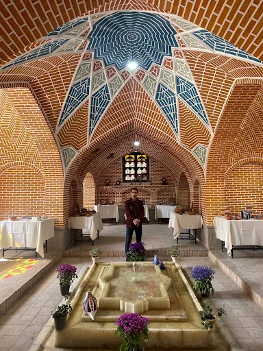 دانشکده معماری و شهرسازی دانشگاه هنر اسلامی تبریز - آموزش و تحصیل در تبریز