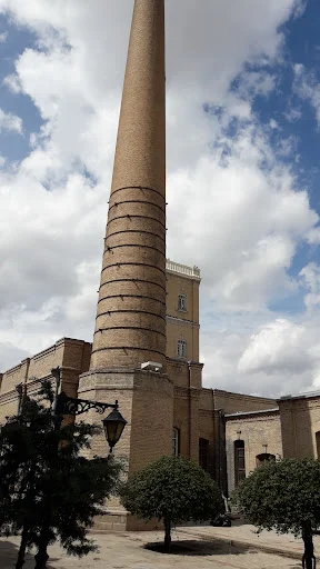 دانشکده معماری و شهرسازی دانشگاه هنر اسلامی تبریز - آموزش و تحصیل در تبریز