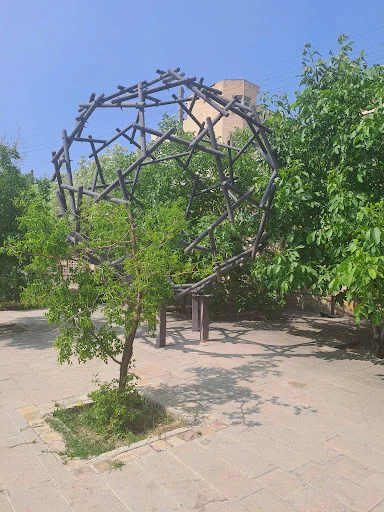 دانشکده معماری و شهرسازی دانشگاه هنر اسلامی تبریز - آموزش و تحصیل در تبریز