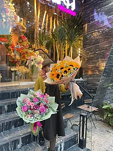 گلفروشی نیلوفر آبی