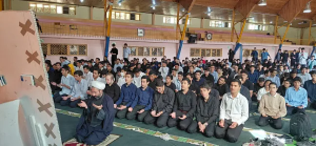 دبیرستان ماندگار البرز
