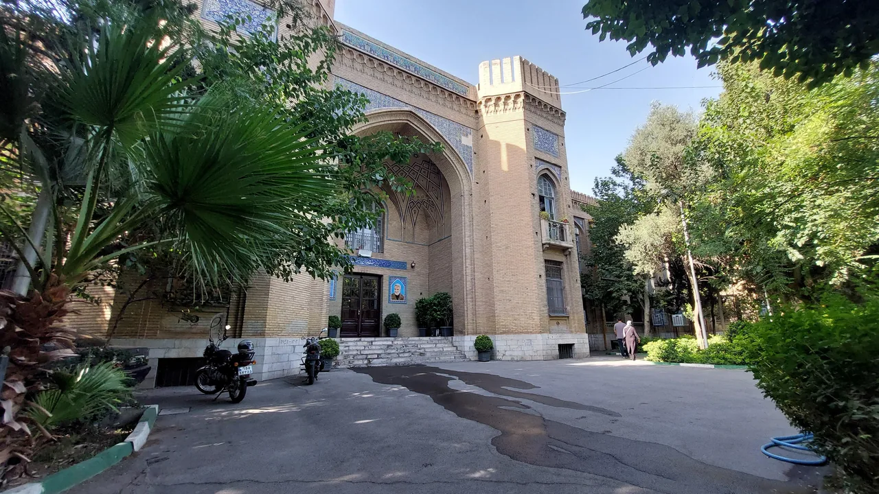 دبیرستان ماندگار البرز - تصویر 5