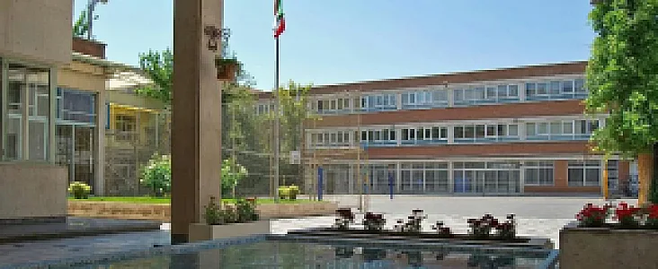 دبیرستان علوی