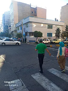مدرسه ی شهدای هفتم آذر