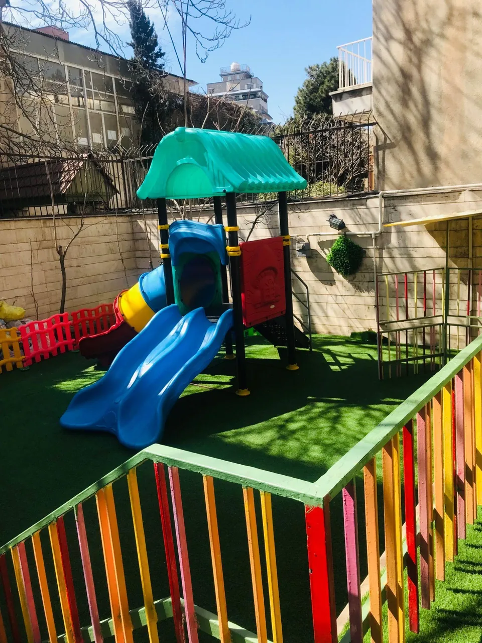 مهد کودک دوزبانه لبخند - تصویر 5