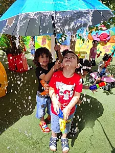 مهد کودک و پیش دبستانی دو زبانه یاس سپید