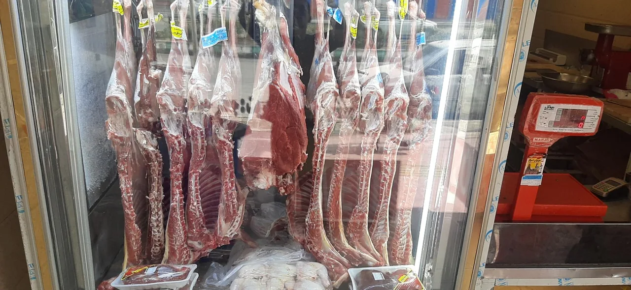 سوپر گوشت و مرغ رضا حمادی - تصویر 4