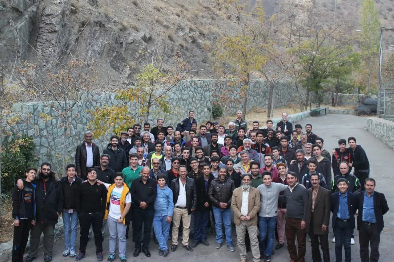 دبیرستان پسرانه دانشجو - تصویر 4
