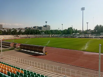 استادیوم دستگردی