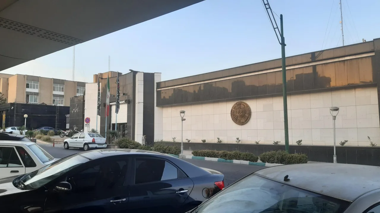 تالار همایش ایوان شمس - تصویر 2