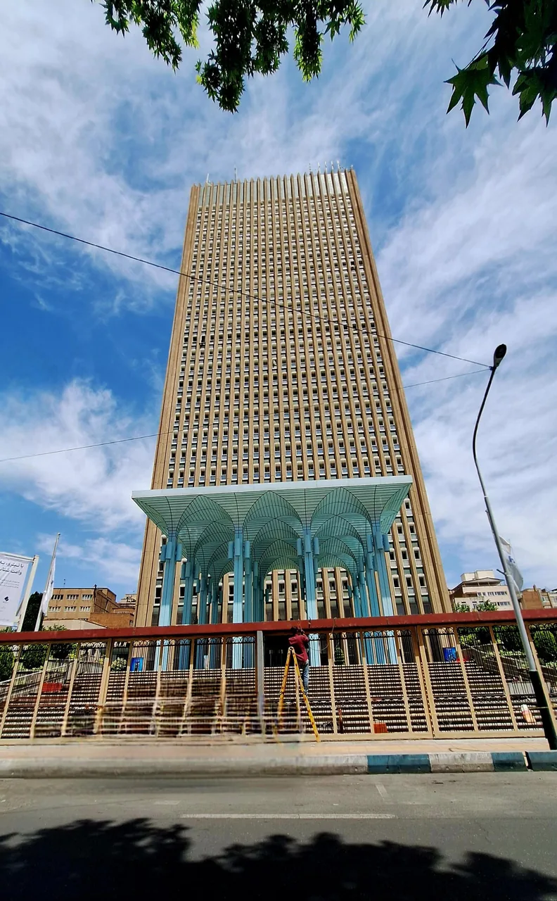 ساختمان مرکزی (برج سپهر) بانک صادرات