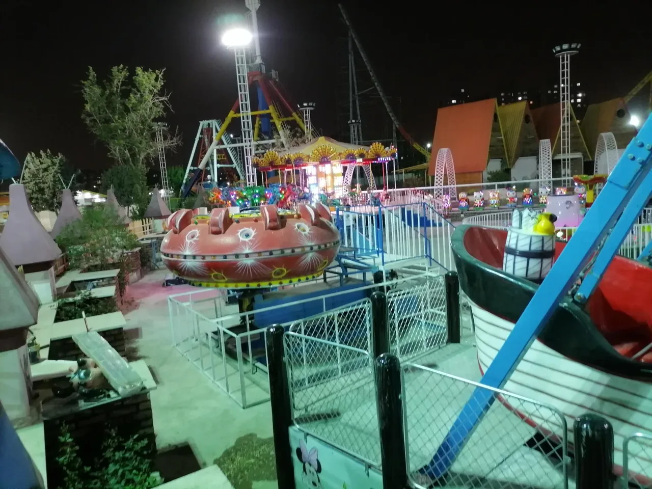 شهربازی بسیج - تصویر 2