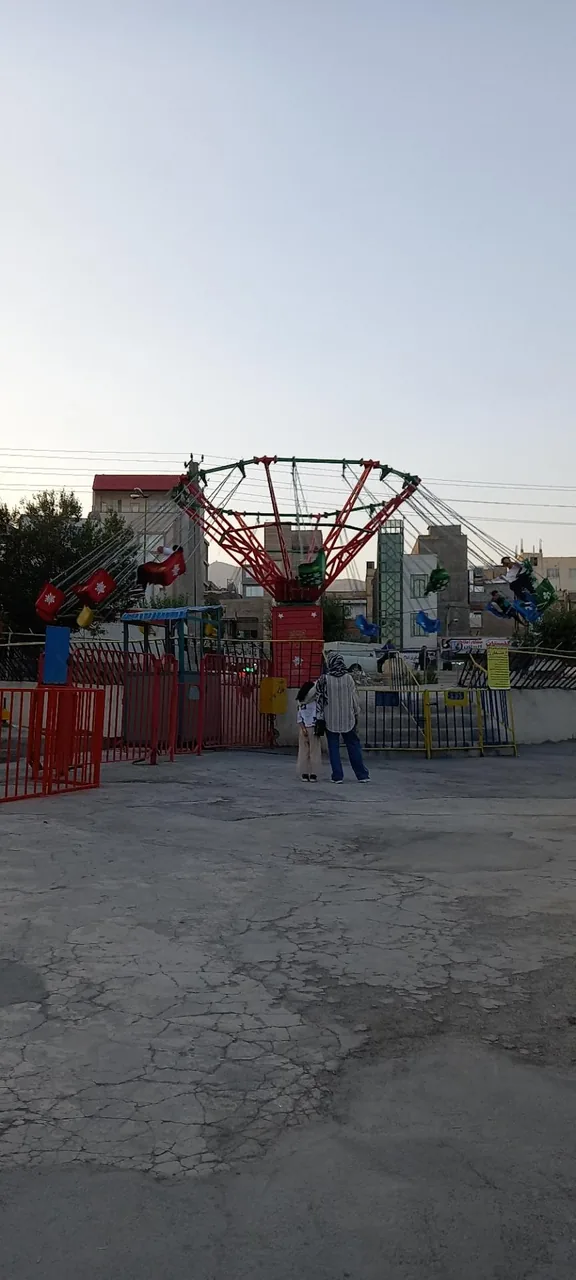 شهربازی پارک حضرت ولیعصر (عج) - تصویر 2
