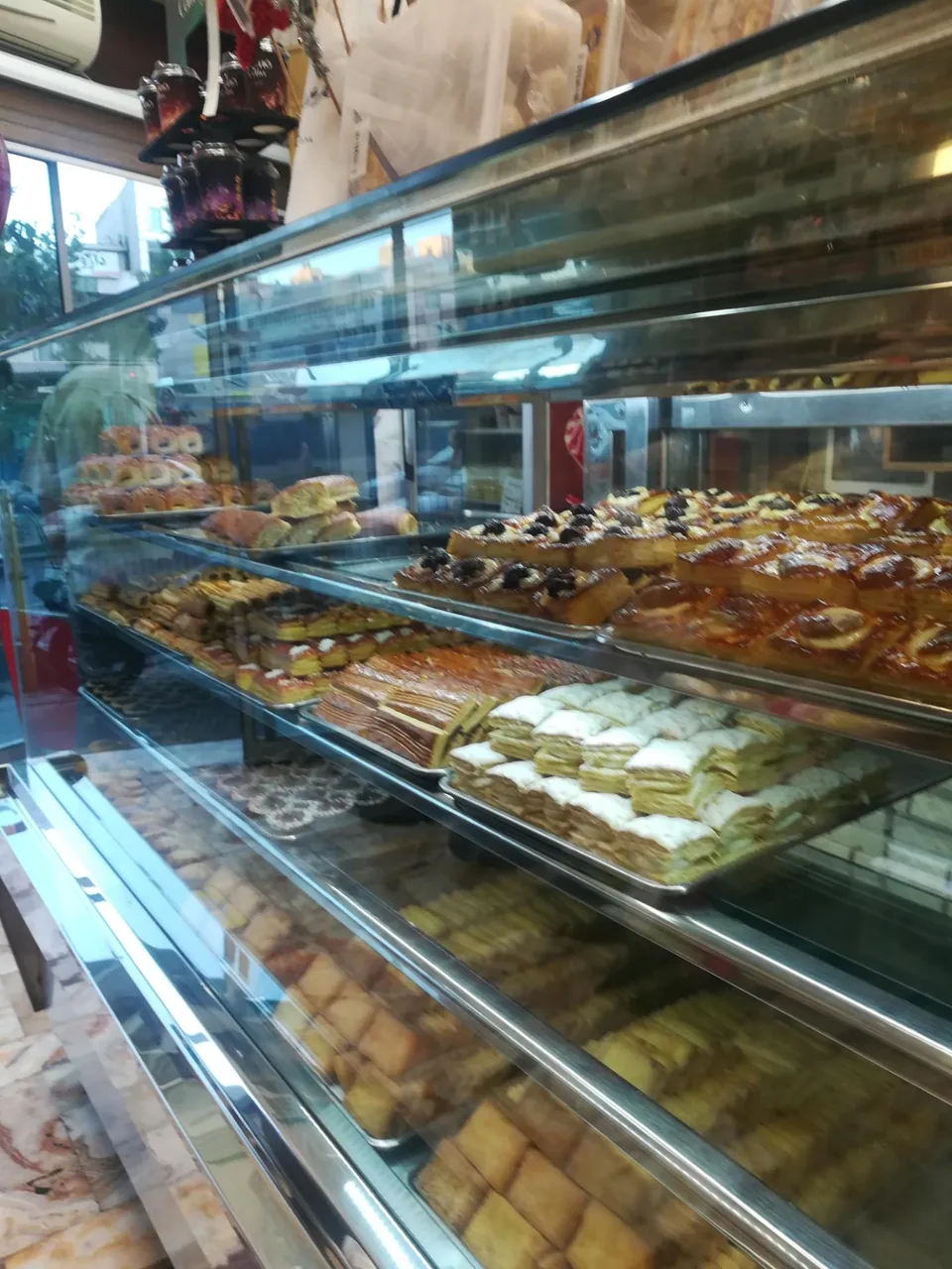 قنادی برادران توکلی - تصویر 3