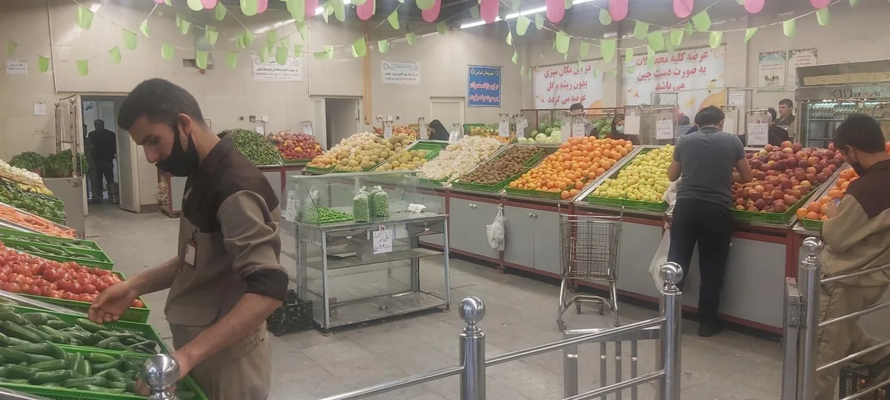بازار میوه و تره بار دردشت - تصویر 2