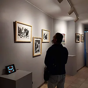 گالری علیها